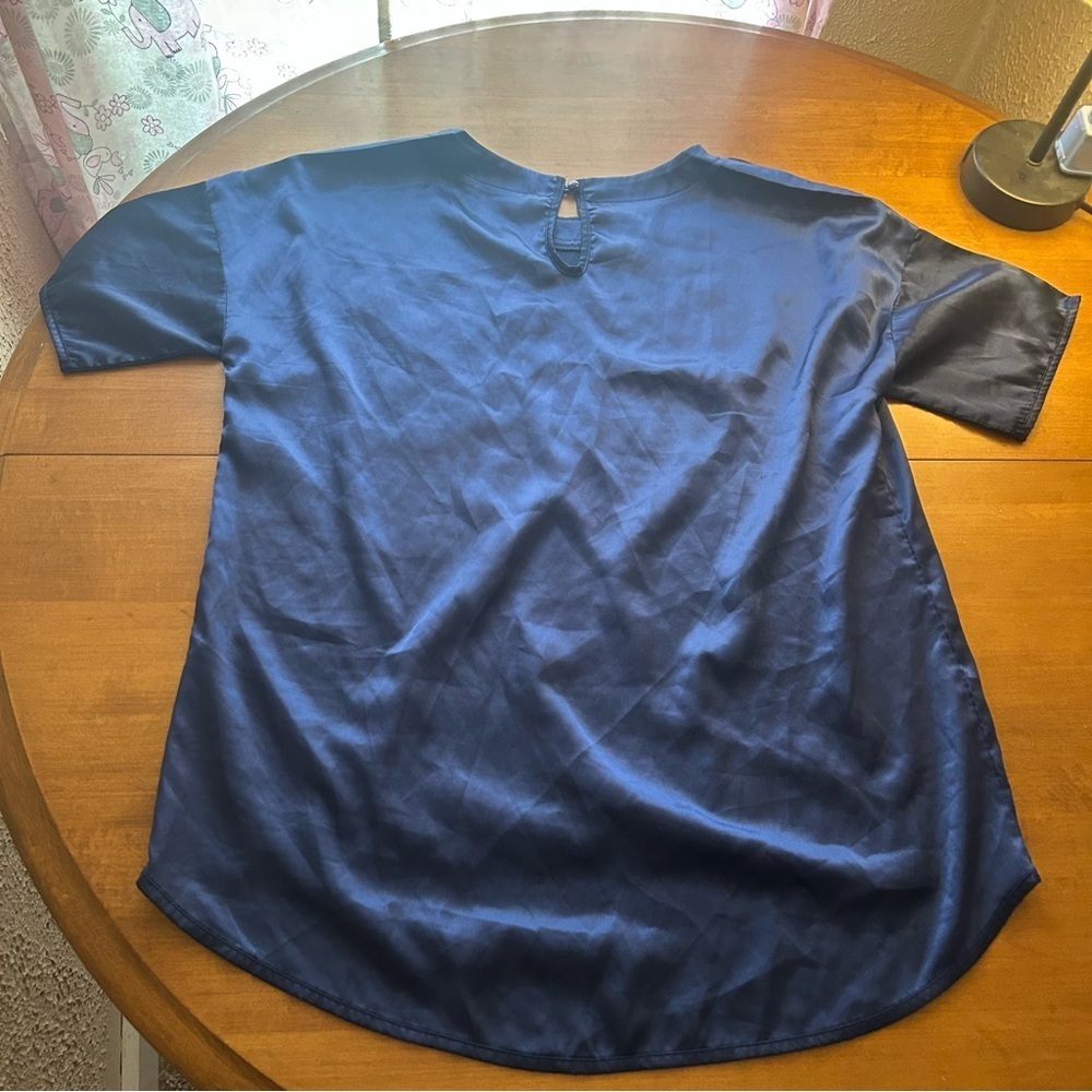Ekouaer Women’s Blue Satin Pajama Short Sleeve Top and Shorts Set Size small - Picture 5 of 9